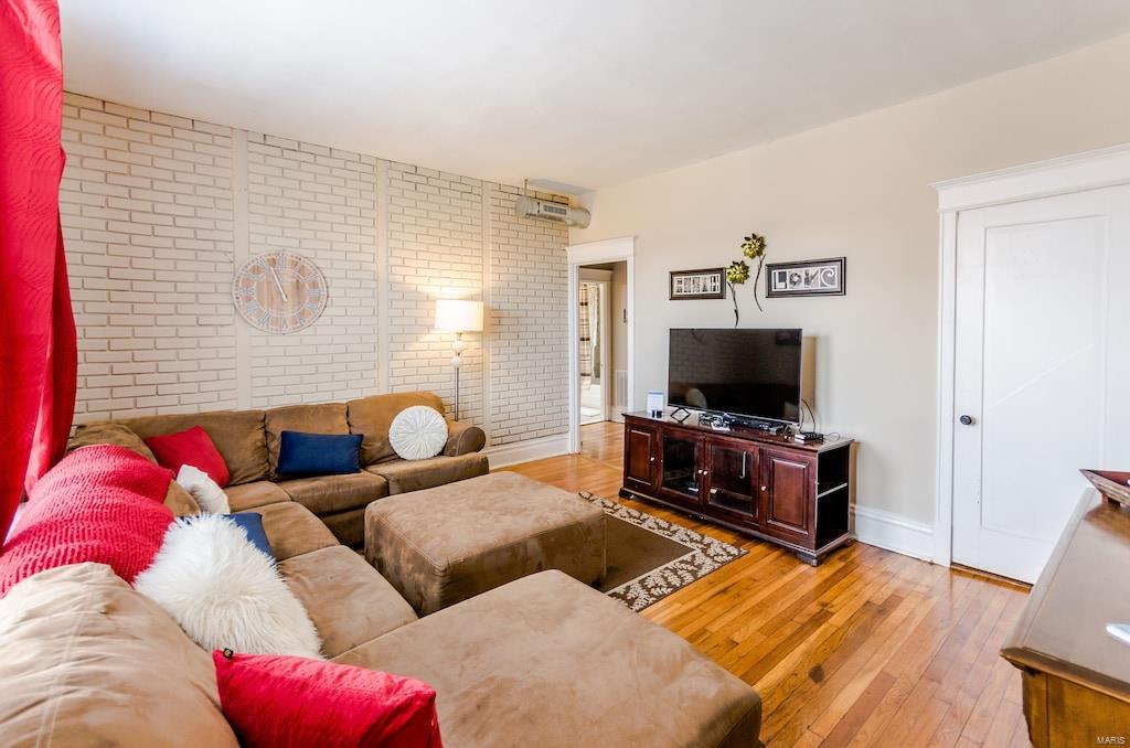 Kingsbury Place Add - Residential Income