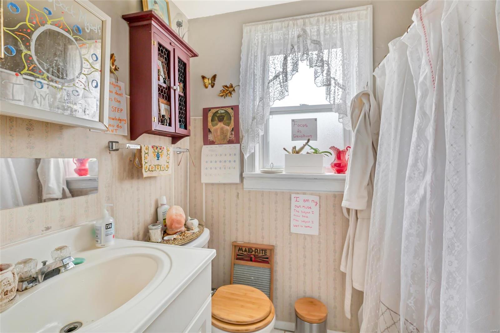 Loc W Side Rogers Sub - Residential Income