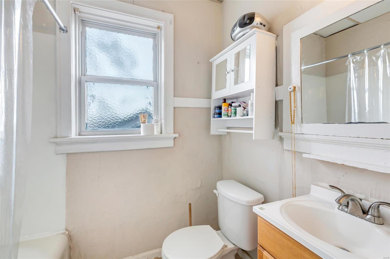 Loc W Side Rogers Sub - Residential Income