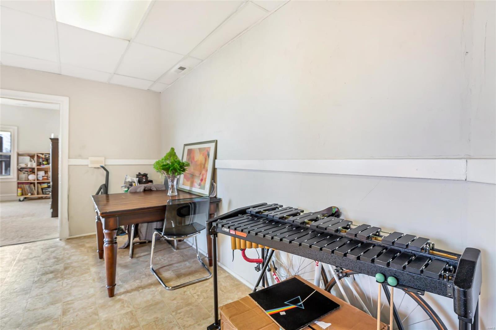 Loc W Side Rogers Sub - Residential Income