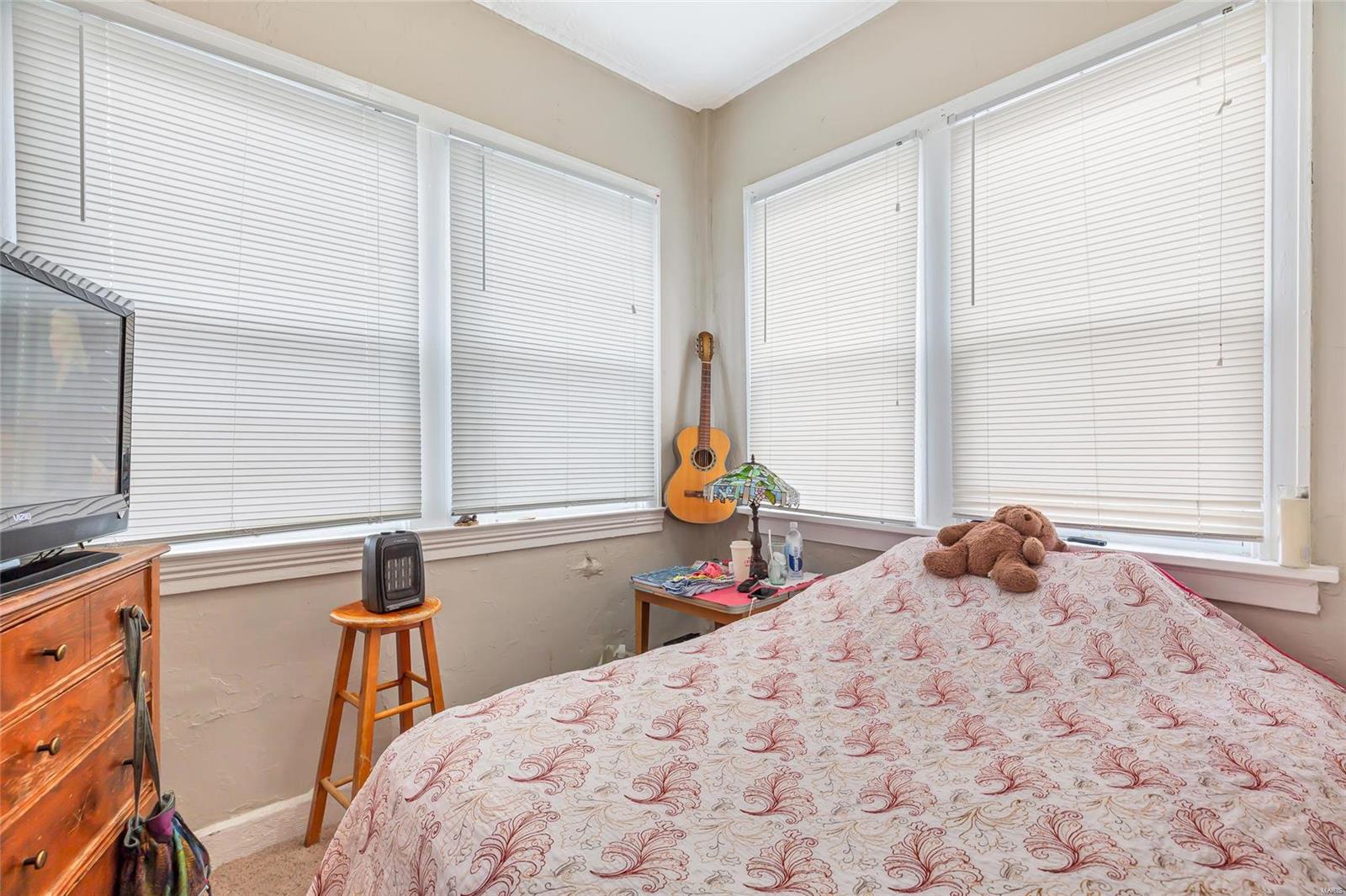 Loc W Side Rogers Sub - Residential Income