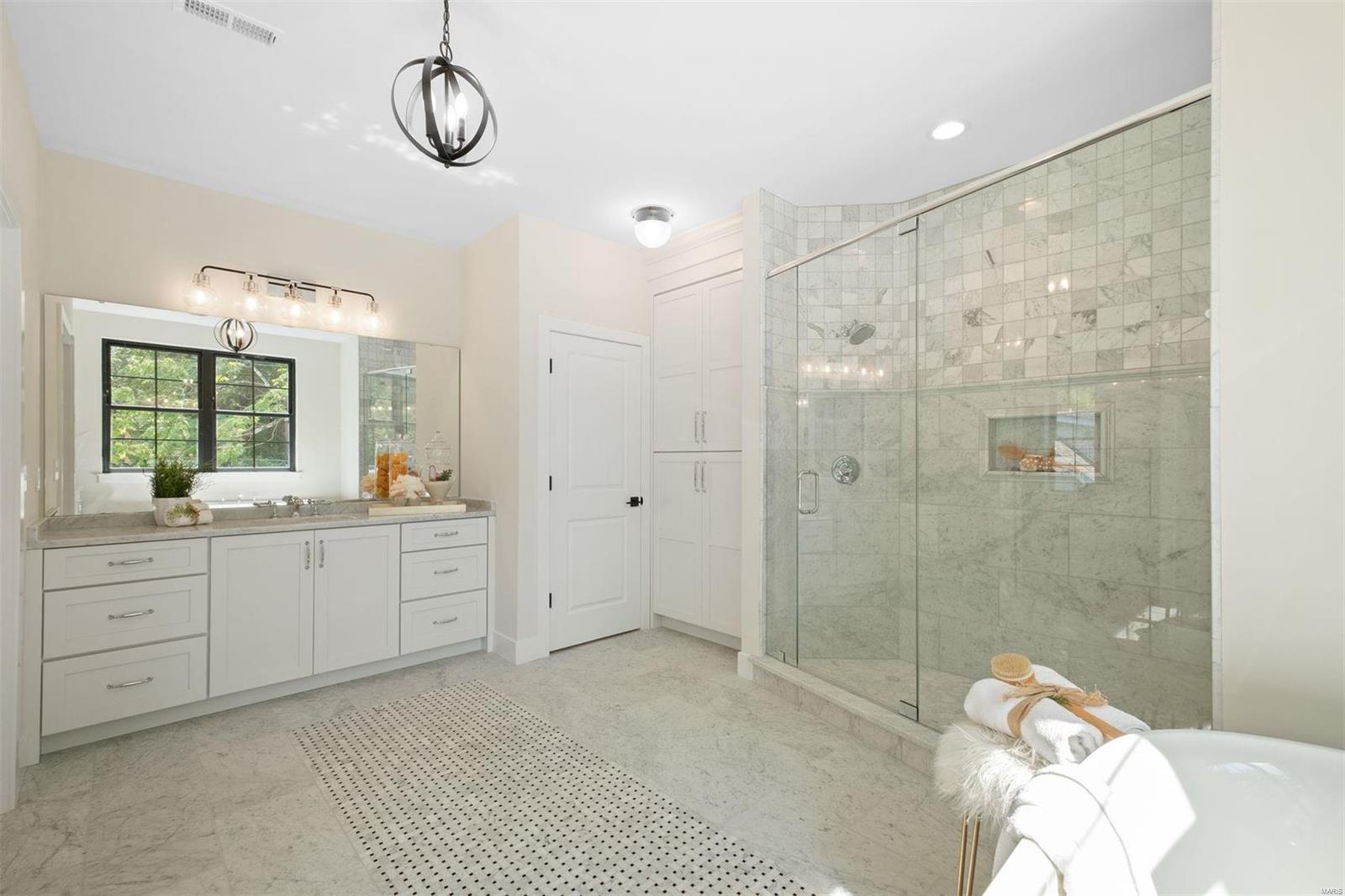 Rothwellea - Residential