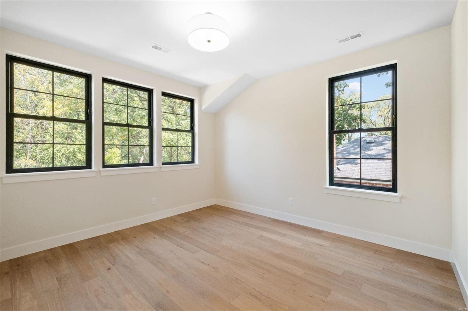 Rothwellea - Residential