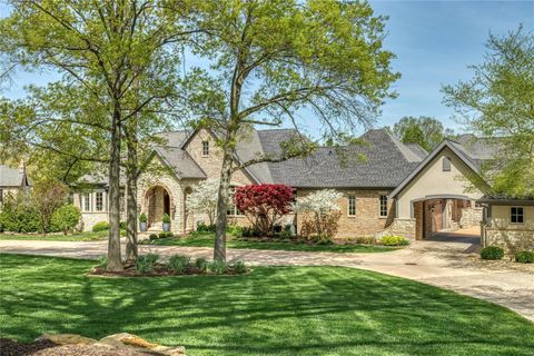 Photo of 21 Brookwood Road, Town and Country, MO 63131 (MLS # 23009122)