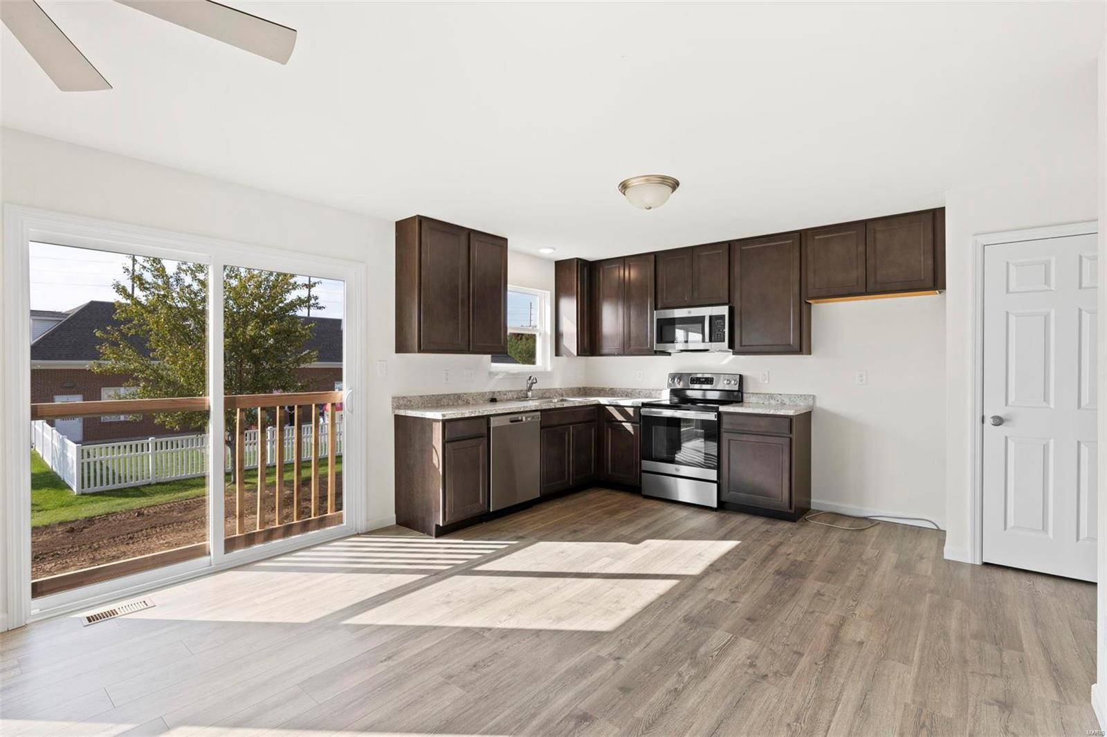 Elkhorn Ridge Commons - Residential