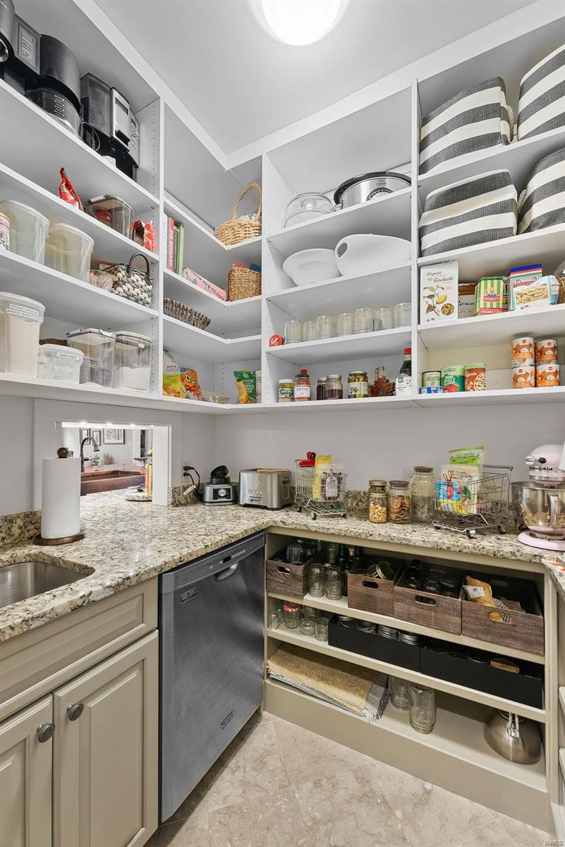 Olive Crest - Residential