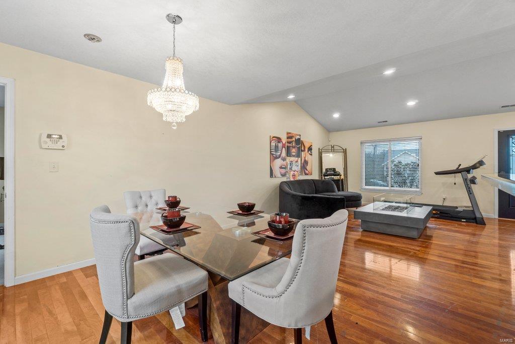 Melrose Place - Residential