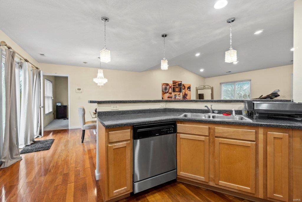 Melrose Place - Residential