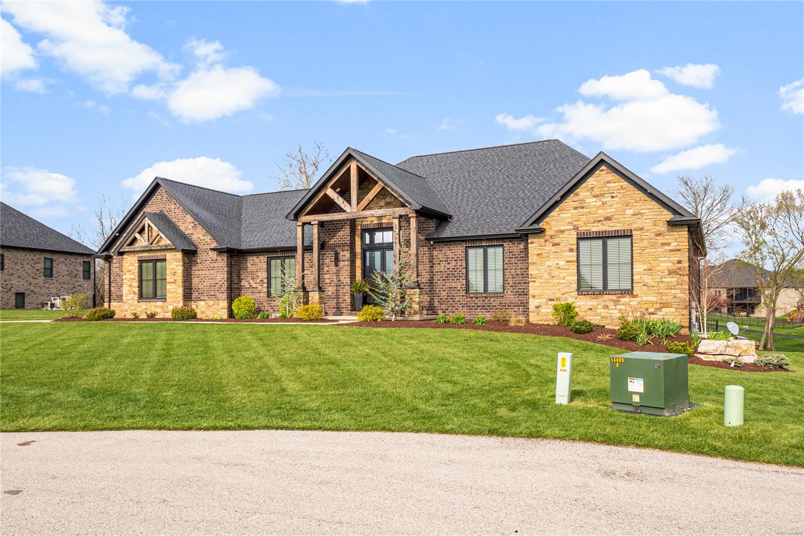 1538 Frost Landing