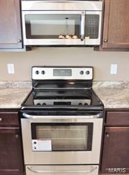 CHAPEL HILLS - Residential