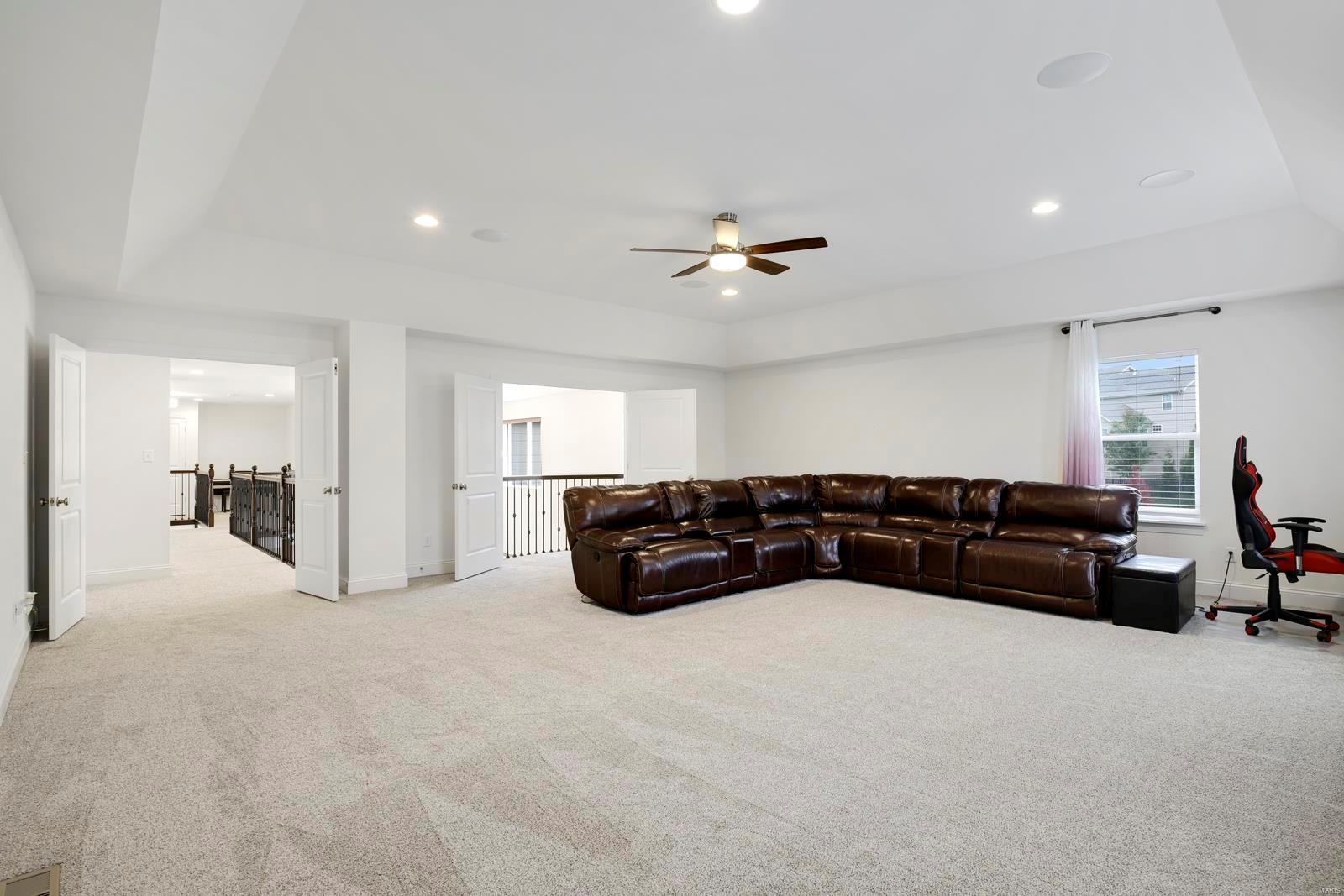 Arbors At Kehrs Mill - Residential