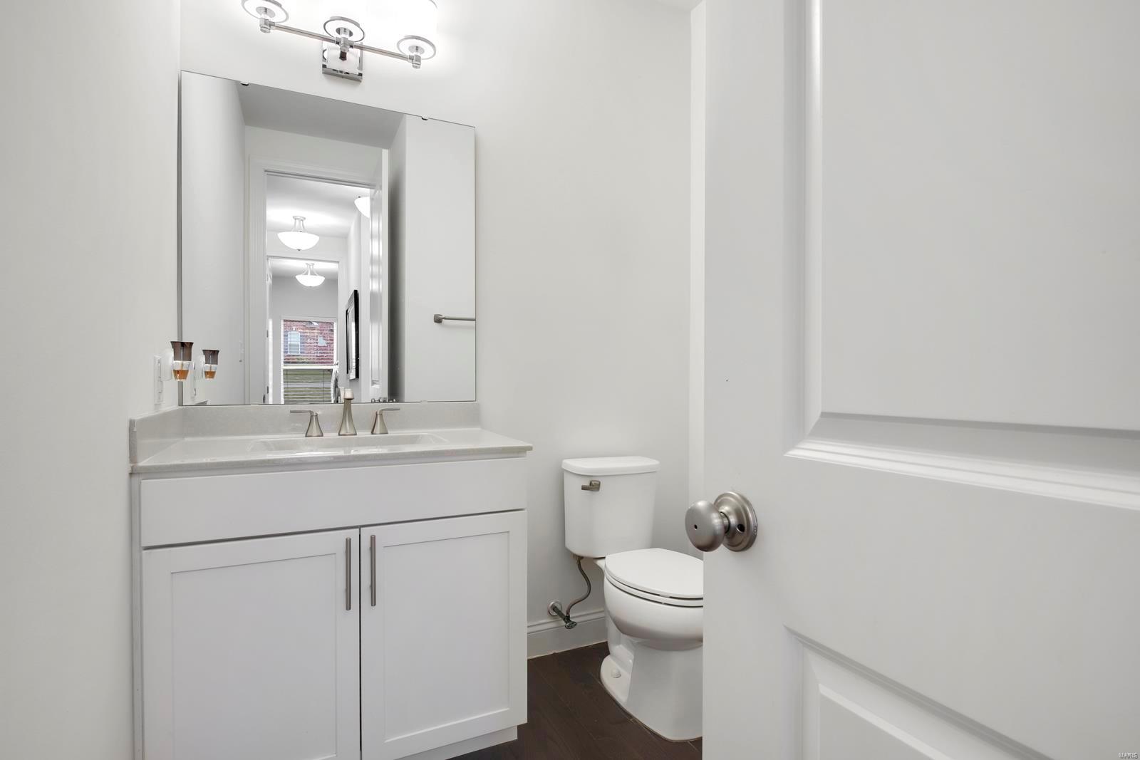 Arbors At Kehrs Mill - Residential