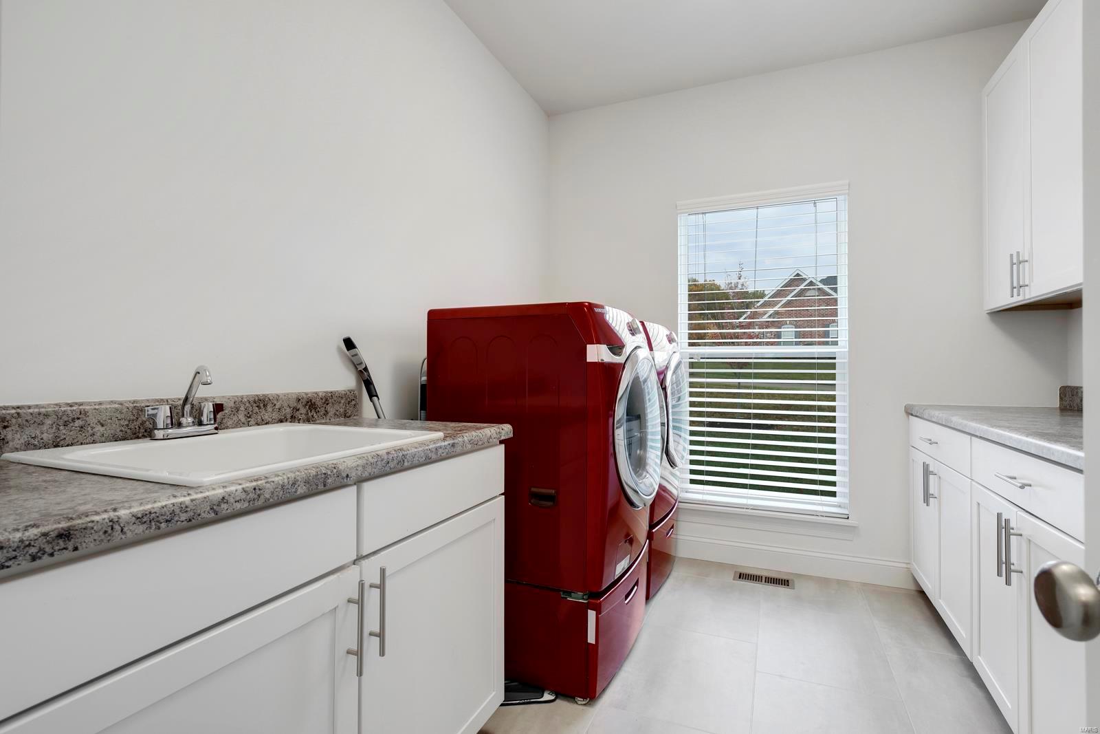 Arbors At Kehrs Mill - Residential