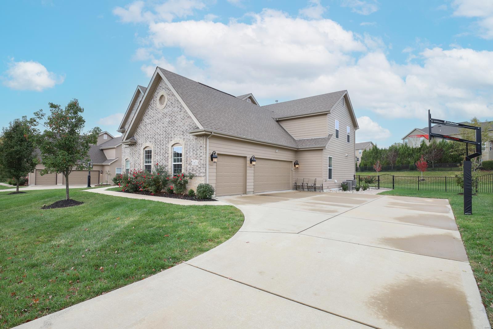 Arbors At Kehrs Mill - Residential