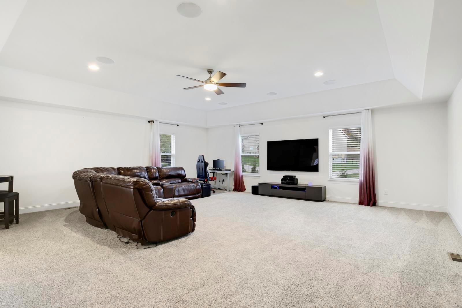 Arbors At Kehrs Mill - Residential