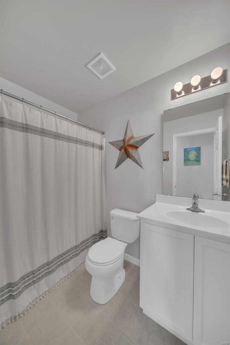 Wentzville, Missouri 63385, United States, 3 Bedrooms Bedrooms, ,2 BathroomsBathrooms,Residential,Pending,109445