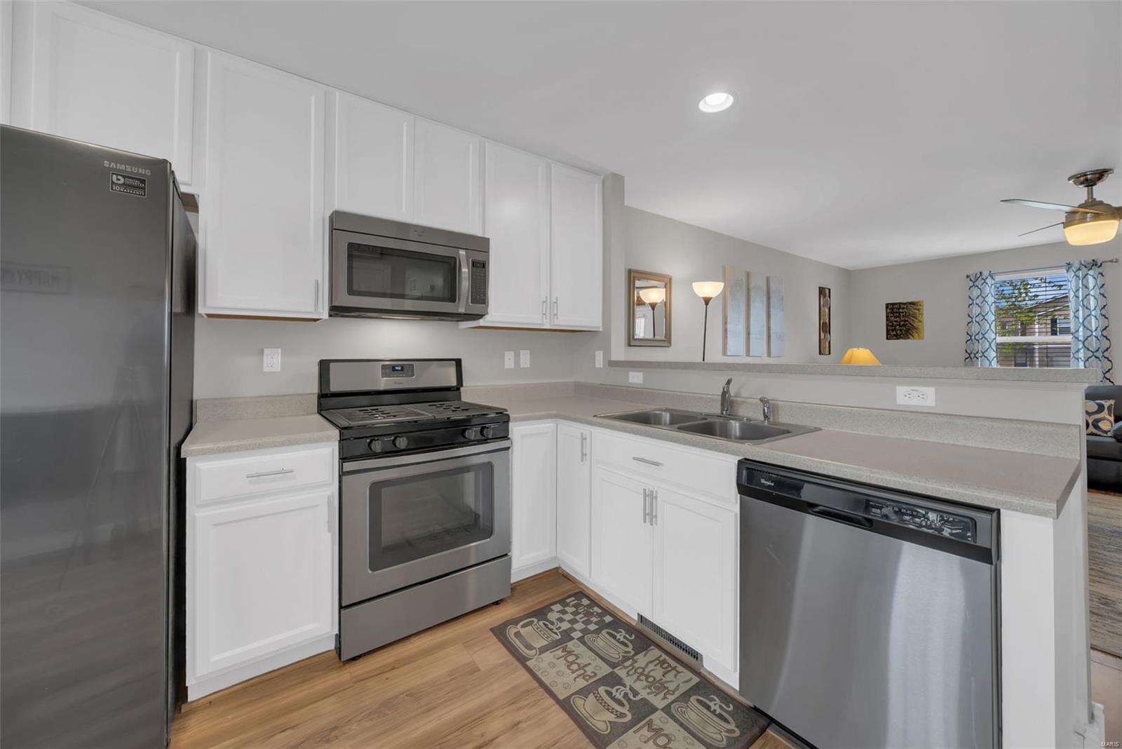 Wentzville, Missouri 63385, United States, 3 Bedrooms Bedrooms, ,2 BathroomsBathrooms,Residential,Pending,109445