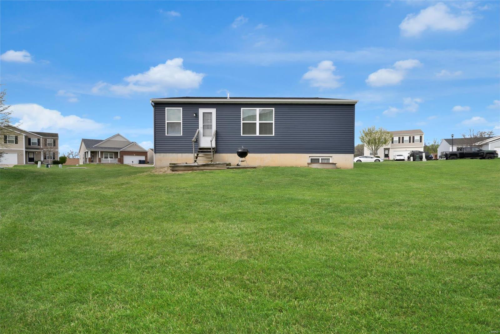 Wentzville, Missouri 63385, United States, 3 Bedrooms Bedrooms, ,2 BathroomsBathrooms,Residential,Pending,109445
