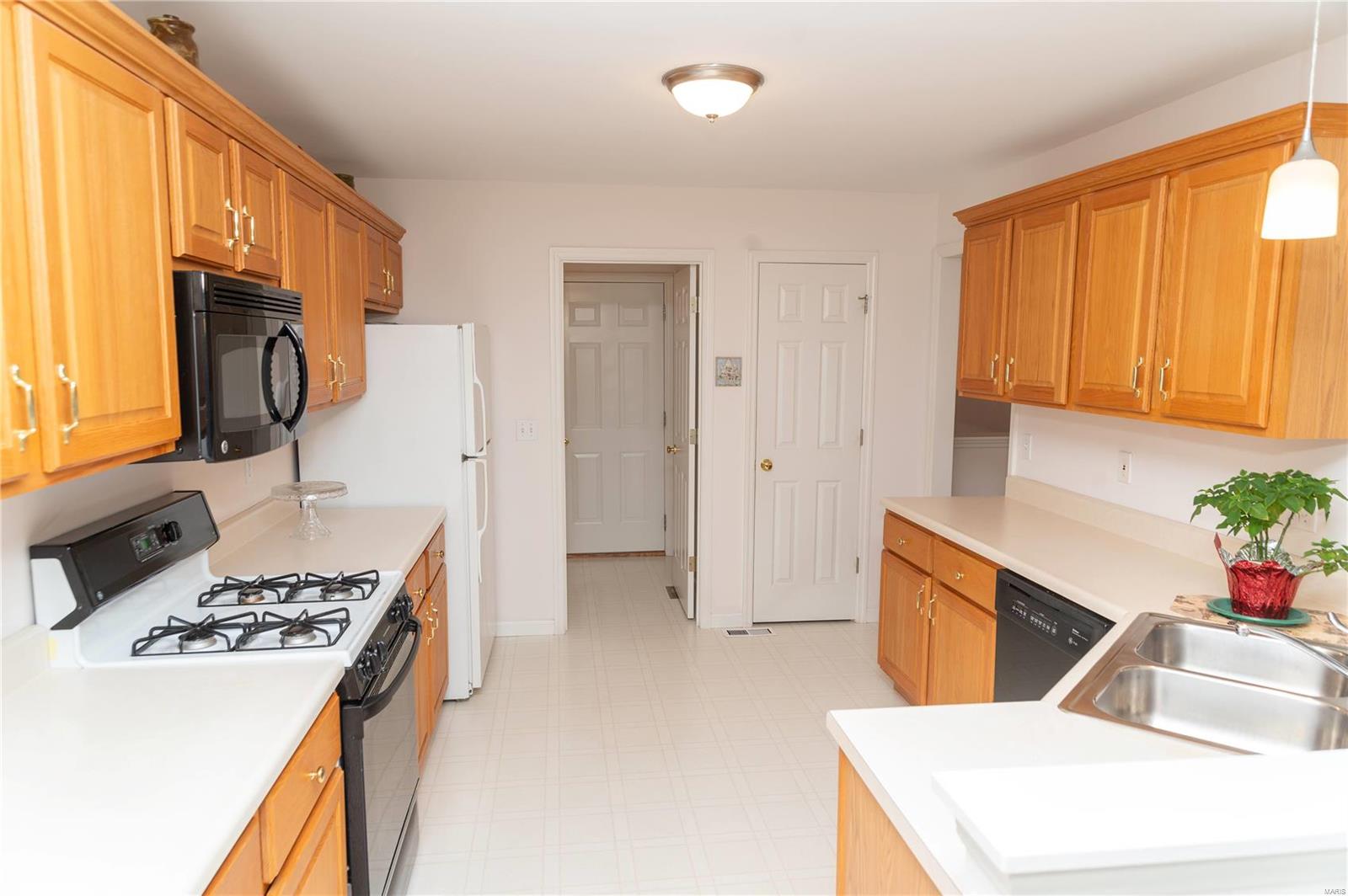 Tori Pines Condo Ninth Amd - Residential