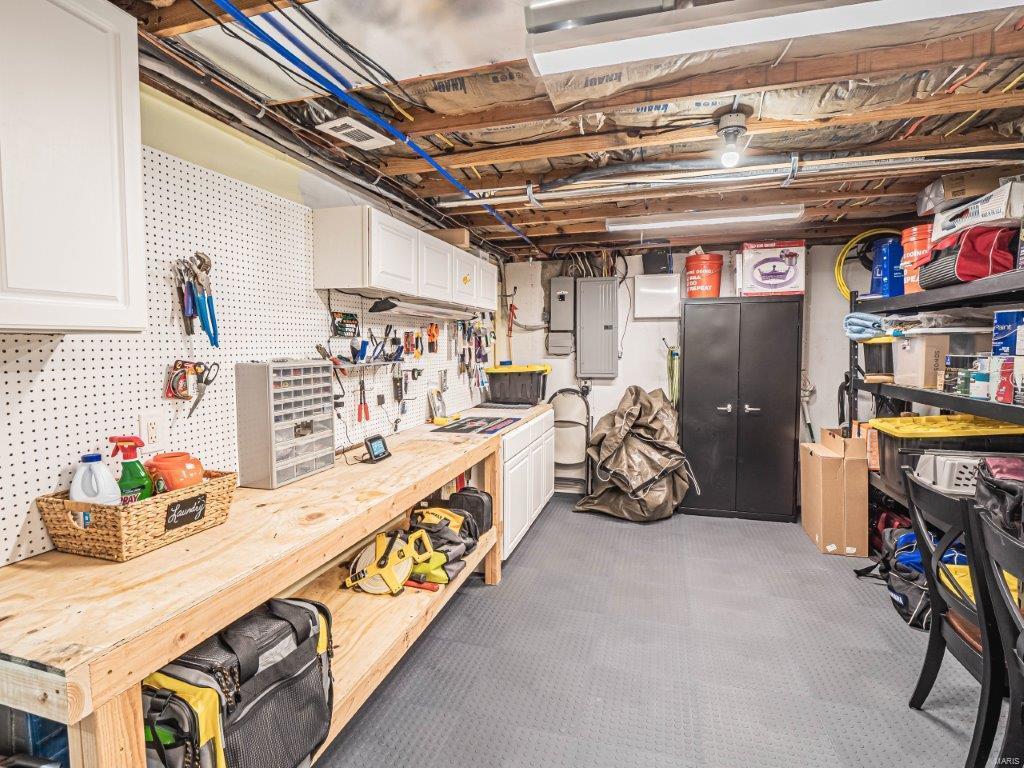 Harbor Pt Estate - Residential