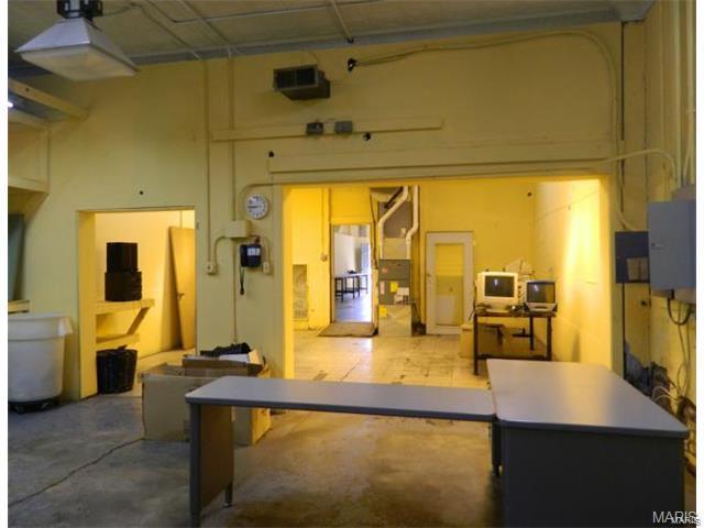 City/Stlouis - Commercial Sale