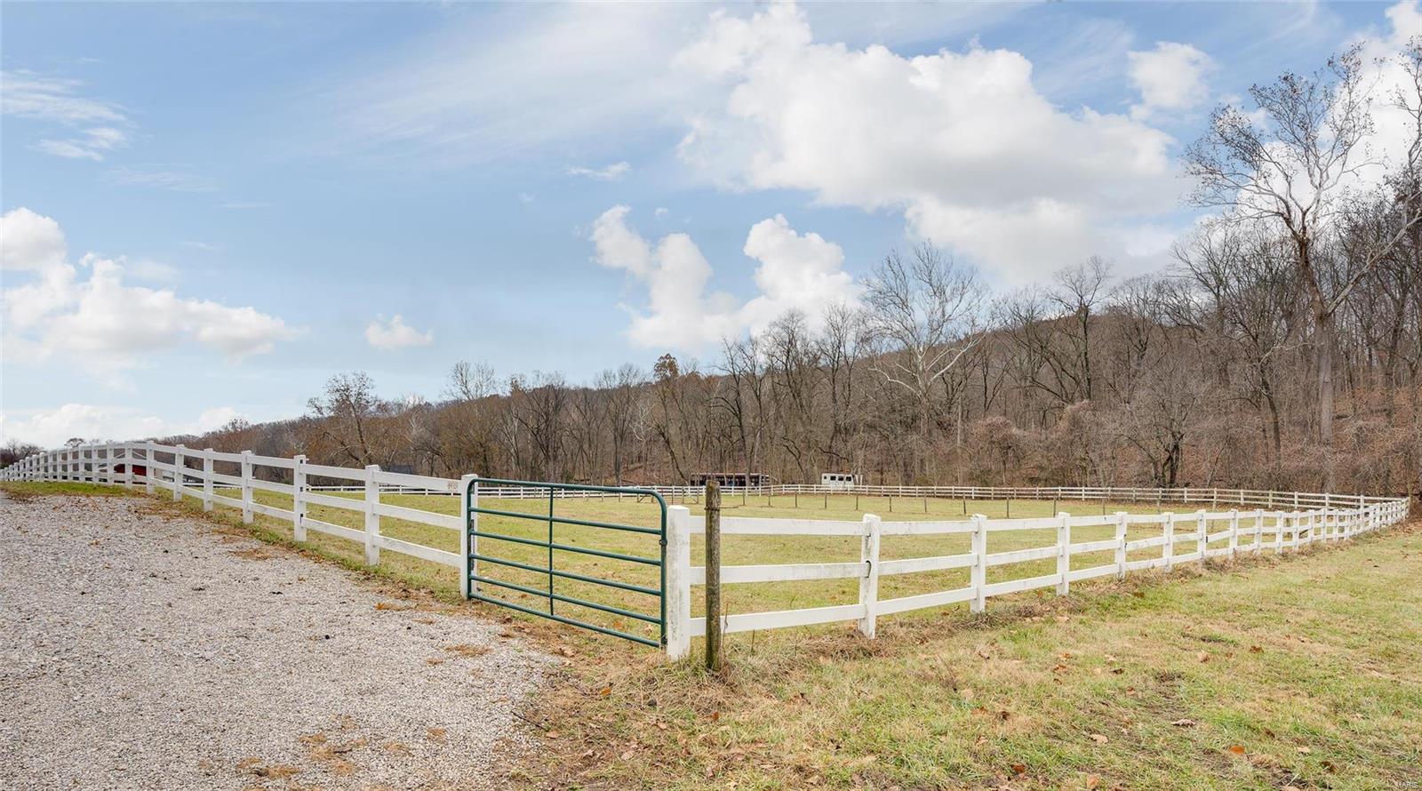 Stonesthrow Equestrian Estates 2 - Residential