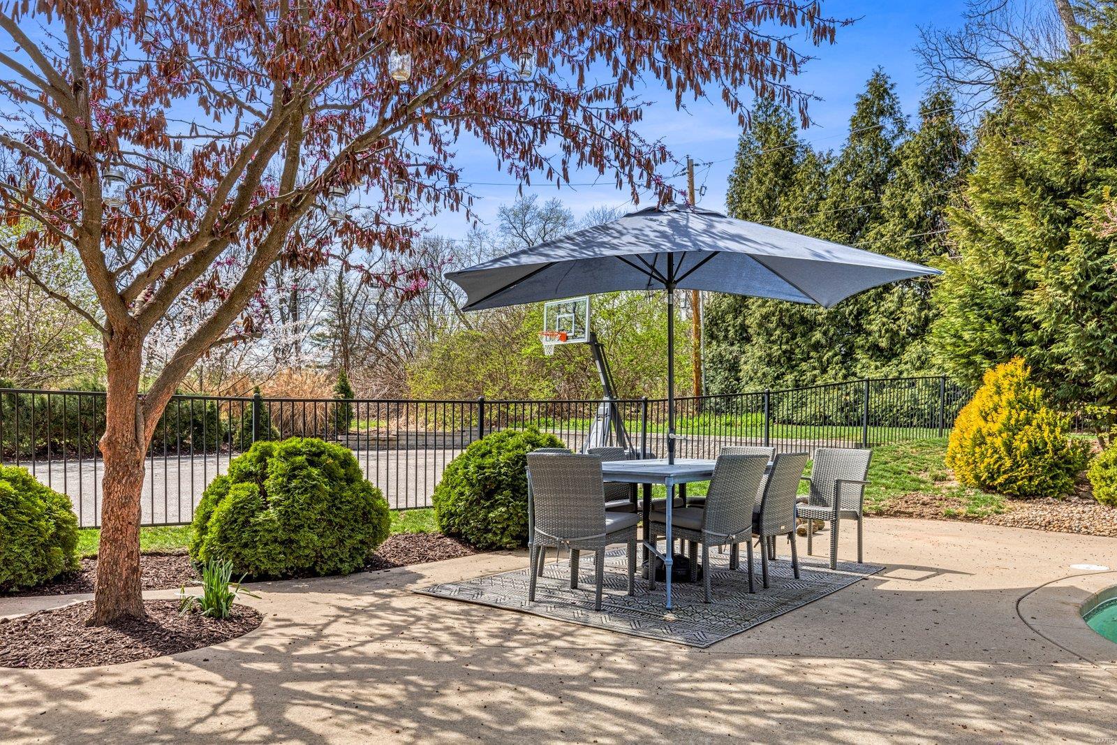 Oak Park Estate - Residential