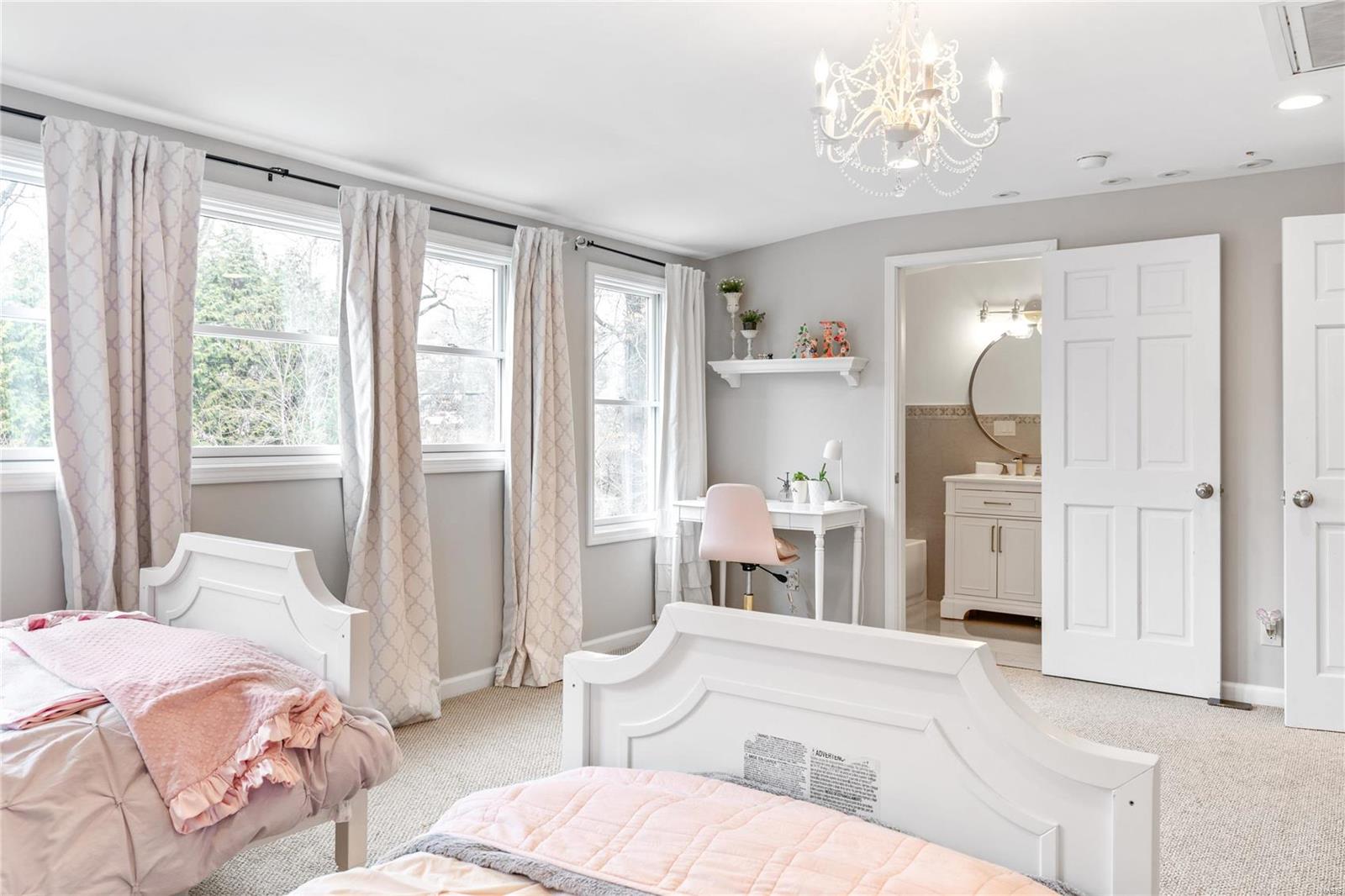 Oak Park Estate - Residential