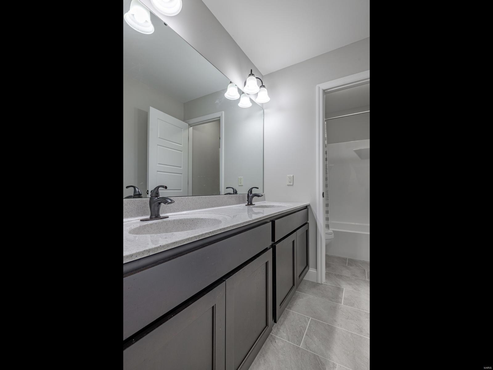 Stonemoor #4 - Residential