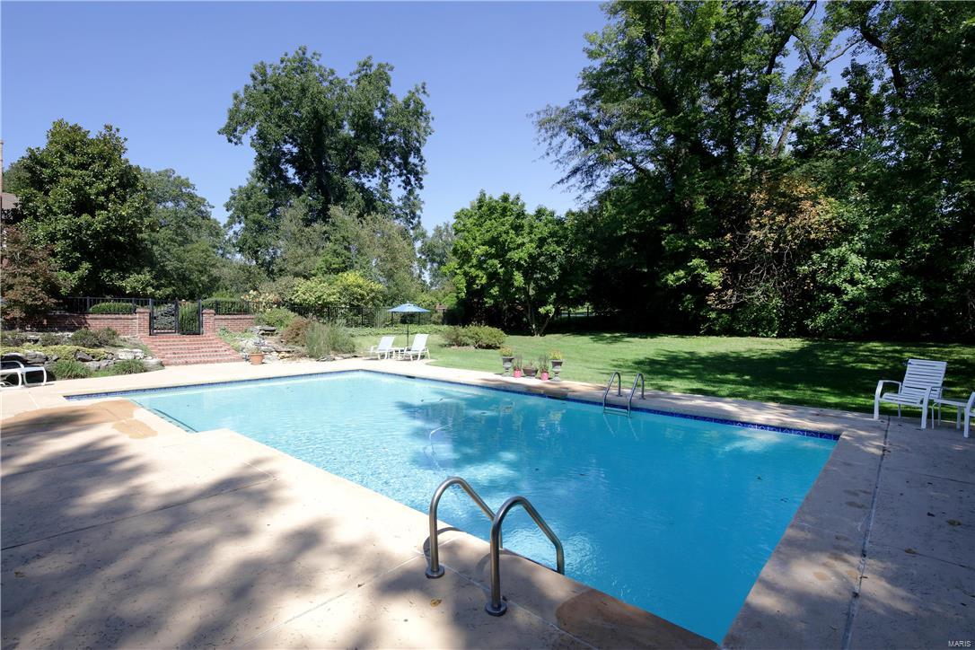 Von Schrader Estate - Residential