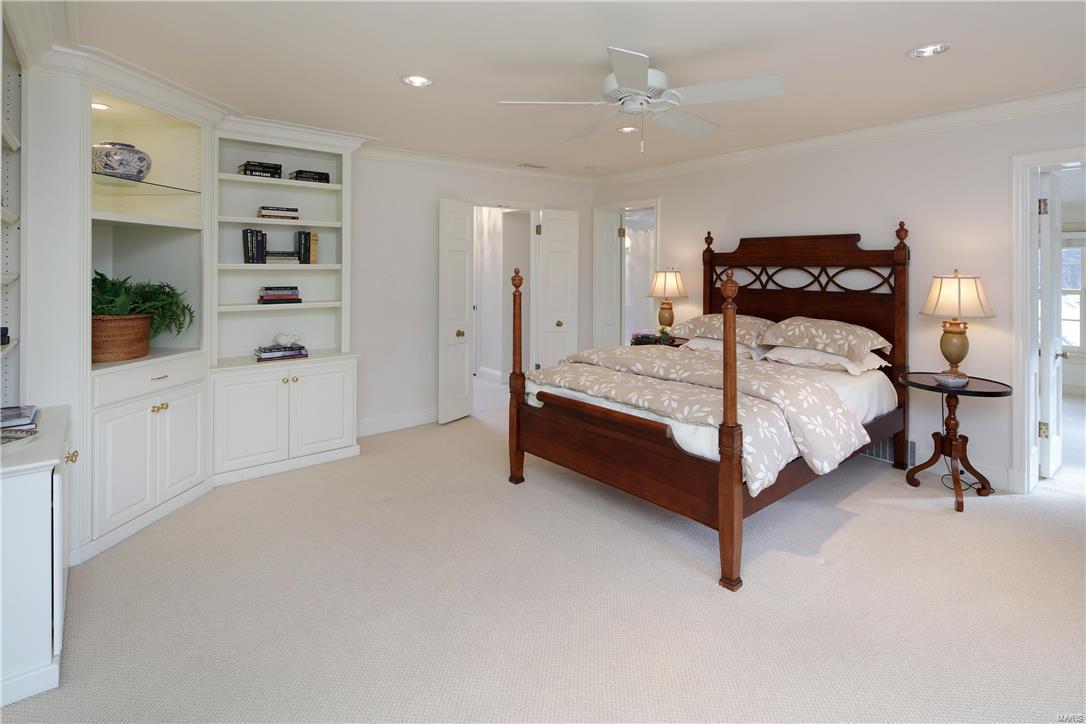 Von Schrader Estate - Residential