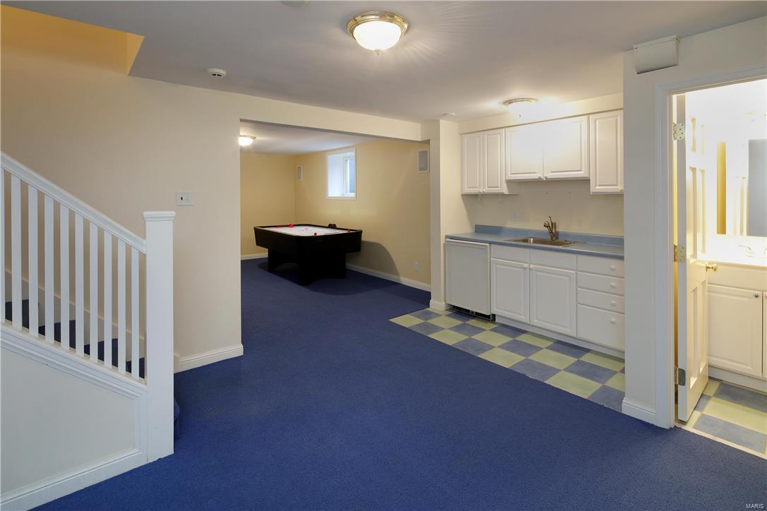 Von Schrader Estate - Residential