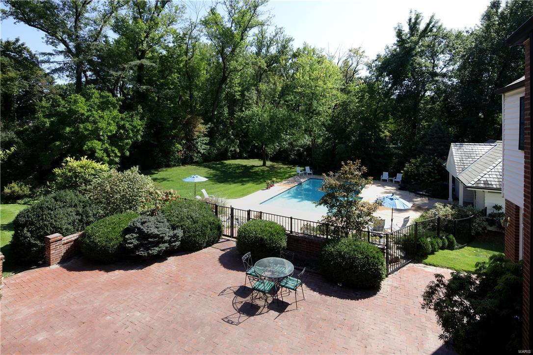 Von Schrader Estate - Residential