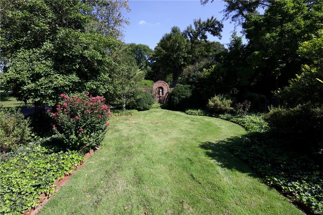 Von Schrader Estate - Residential