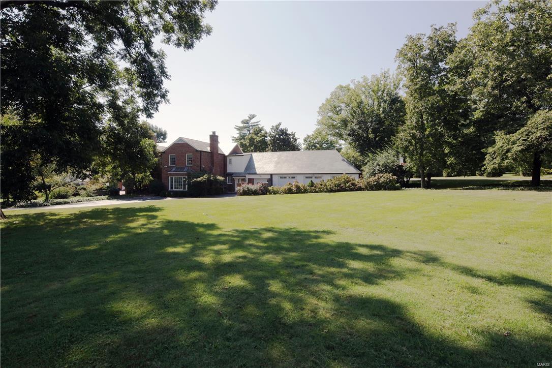 Von Schrader Estate - Residential