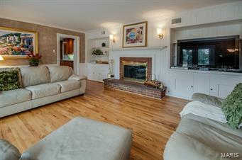 Oak Park Court - Residential