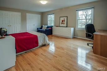 Oak Park Court - Residential