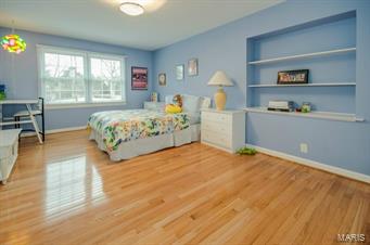 Oak Park Court - Residential