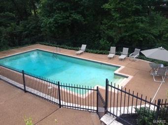 Oak Park Court - Residential