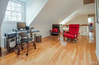 Oak Park Court - Residential