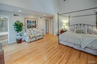 Oak Park Court - Residential