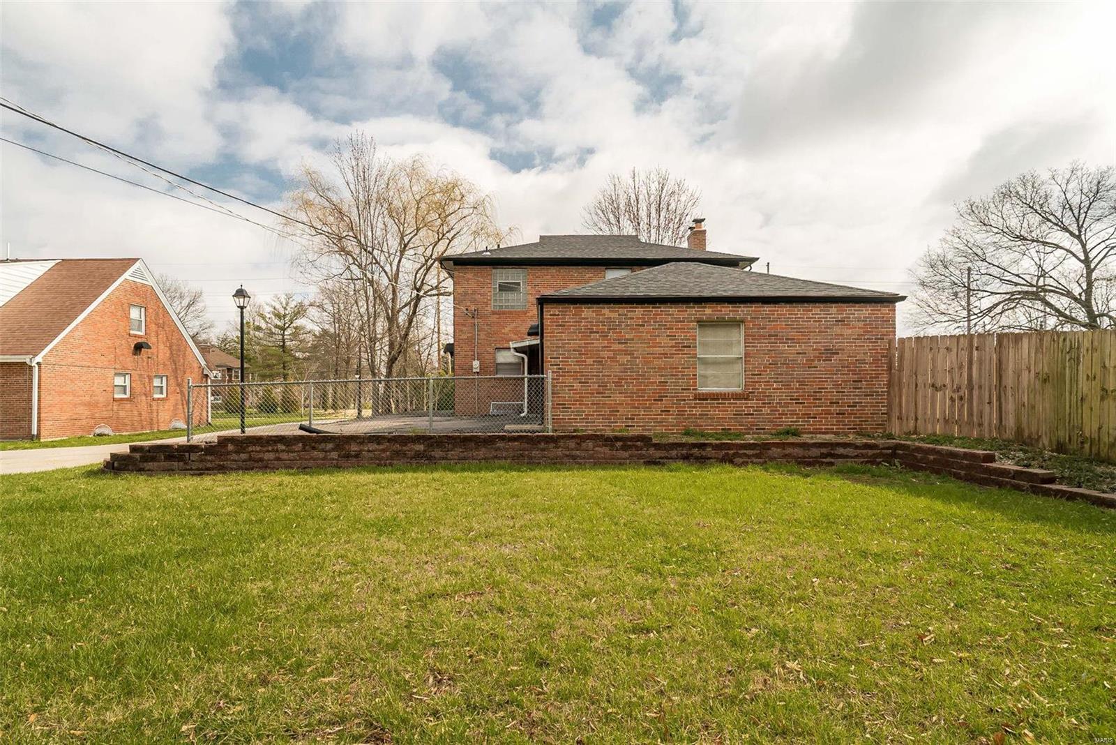 Country Club Add To Normandy Park 2 - Residential