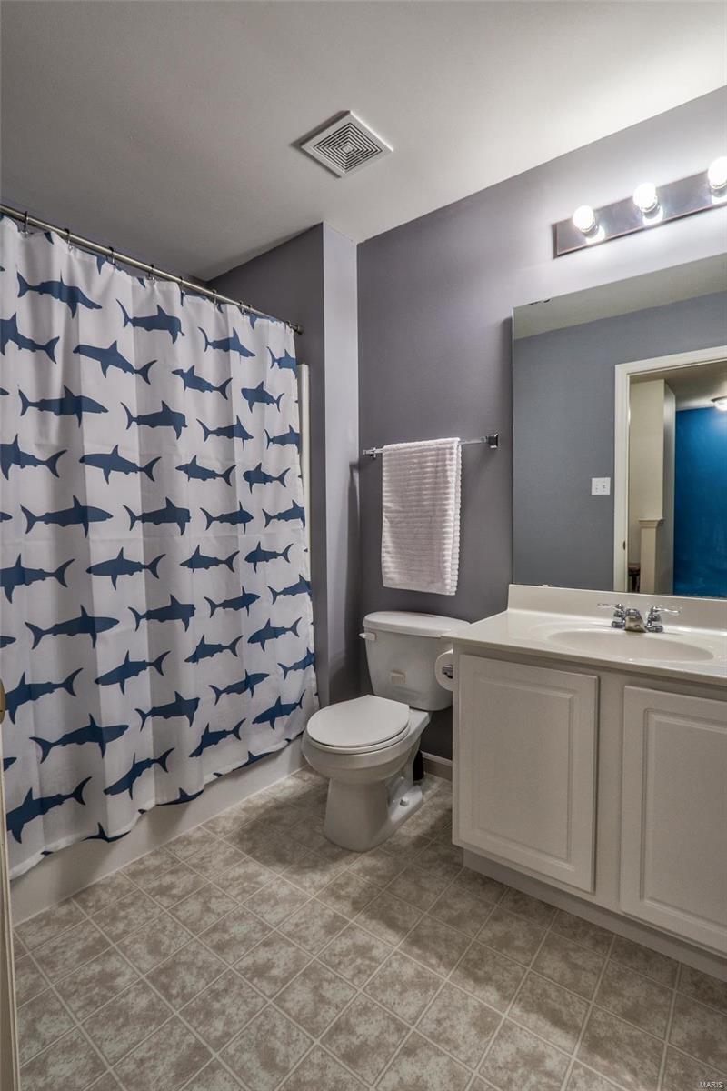 Countryshire #9 - Residential