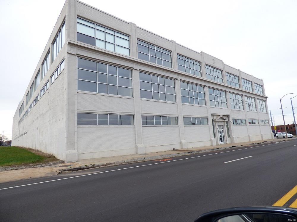 Tiffanys Add - Commercial Sale