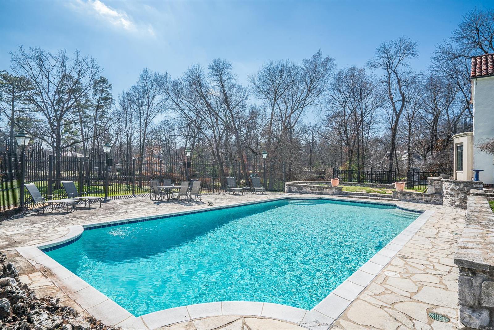 Brentmoor - Residential