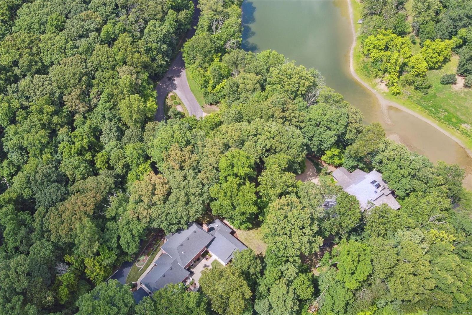 Chesterfield Lakes - Residential