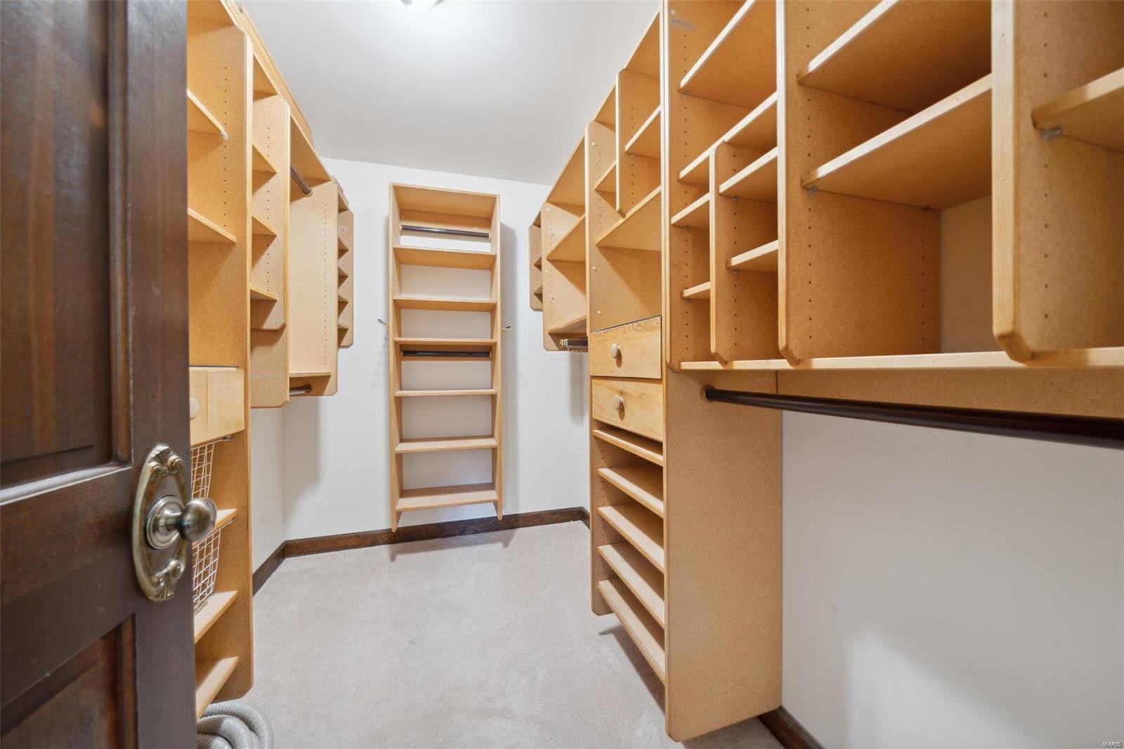 Chesterfield Lakes - Residential