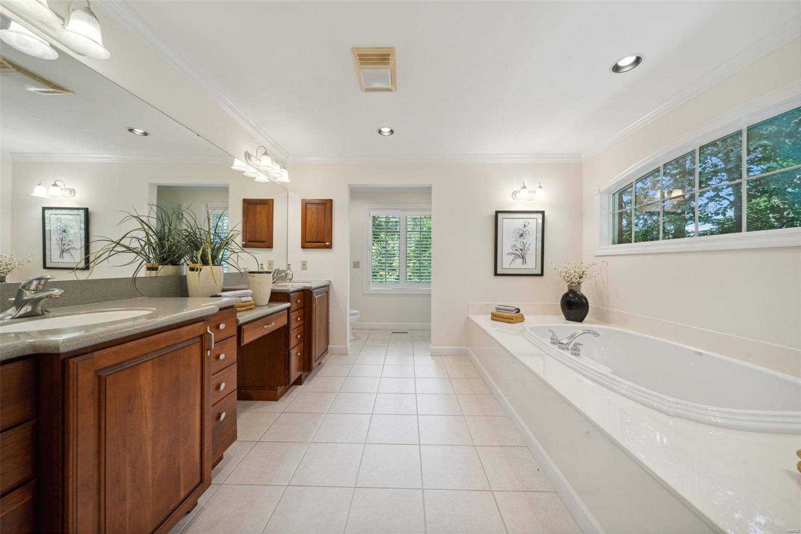 Chesterfield Lakes - Residential