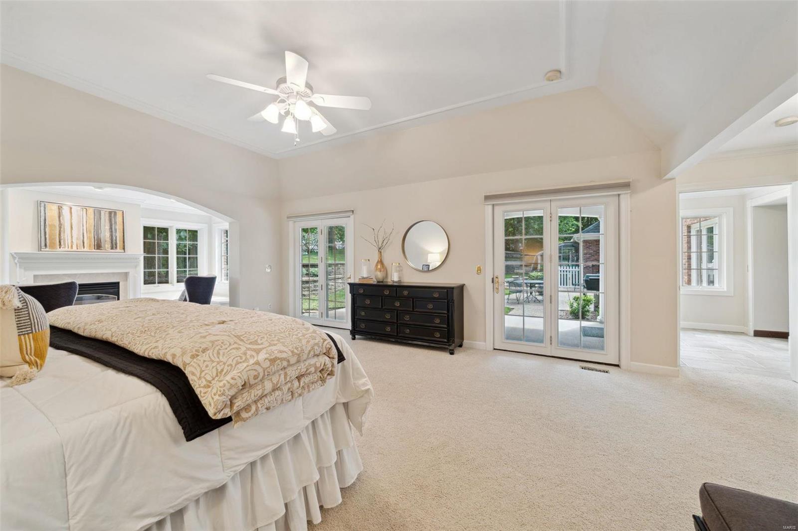 Chesterfield Lakes - Residential