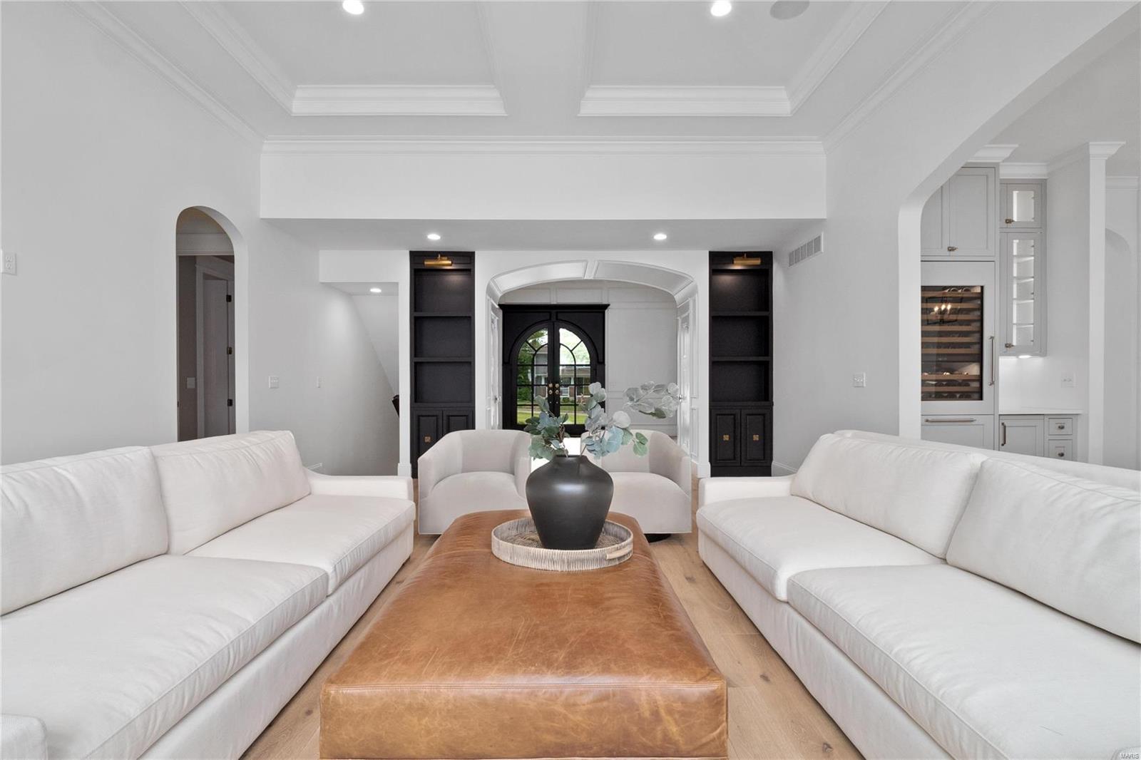 541 South Clay Ave Lt Split - Residential